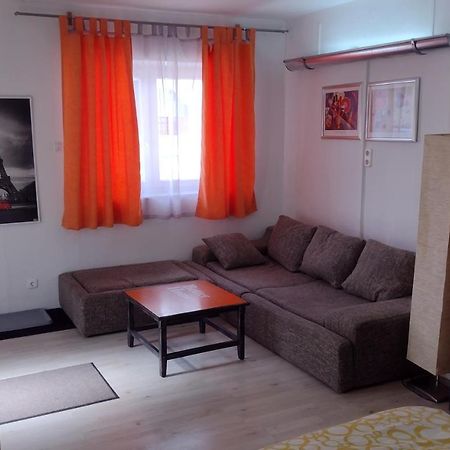 Kleines Gemuetliches Apartment In Zentraler Lage Prien am Chiemsee Exterior photo